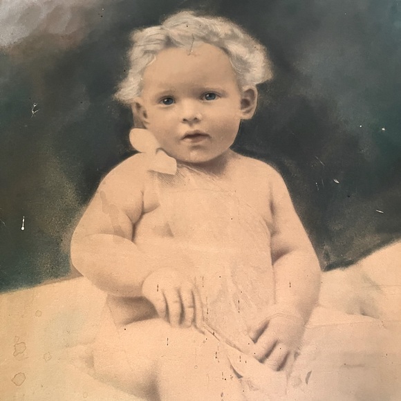 Meet your Posher, Angela - Picture 1 of 1